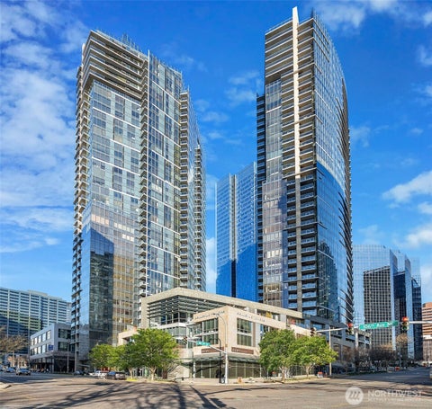 Photo of 500 106th Avenue NE #3109, Bellevue, WA 98004 (MLS # 2587915)