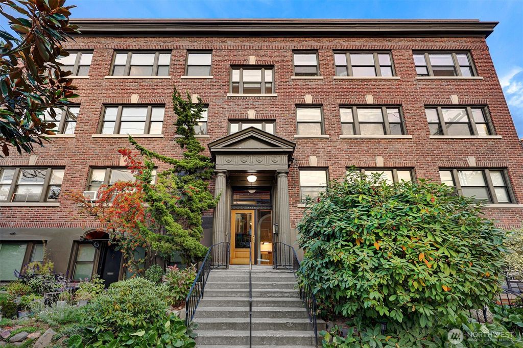 Photo of 1136 13th Avenue #201, Seattle, WA 98122 (MLS # 2442762)