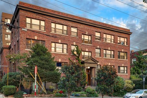 Photo of 1136 13th Avenue #201, Seattle, WA 98122 (MLS # 2442762)