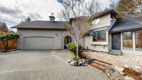 Photo of 627 N Waugh Road, Mount Vernon, WA 98273 (MLS # 2503369)