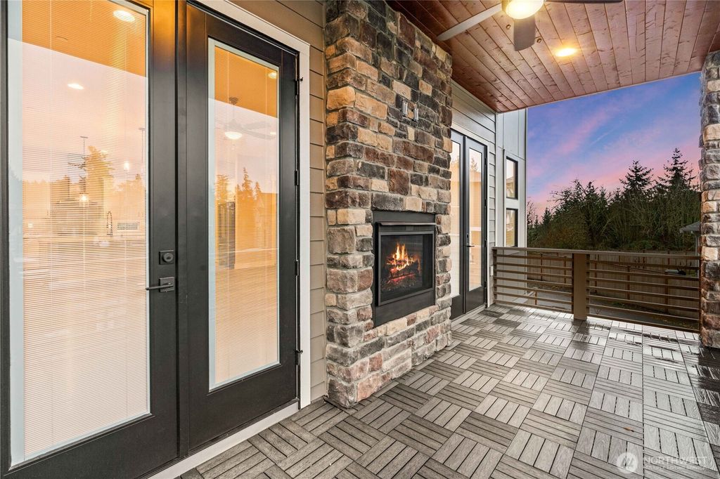 Photo of 19 3853 95th Avenue E, Edgewood, WA 98371 (MLS # 2461031)