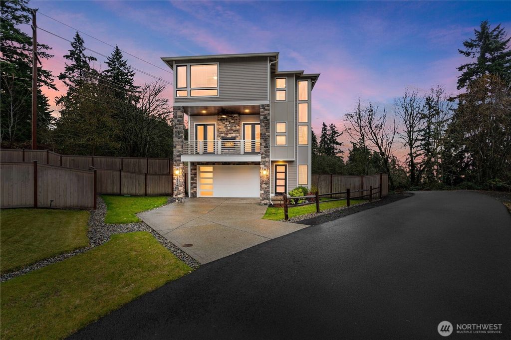 Photo of 19 3853 95th Avenue E, Edgewood, WA 98371 (MLS # 2461031)