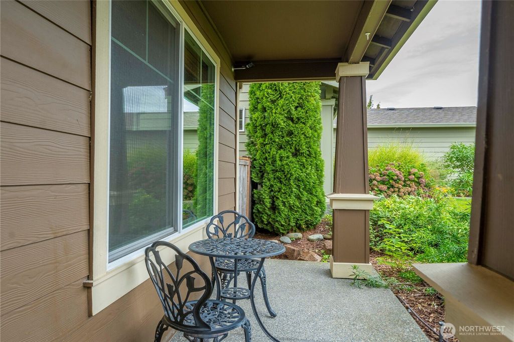 Photo of 28215 224th Avenue SE, Maple Valley, WA 98038 (MLS # 2437095)