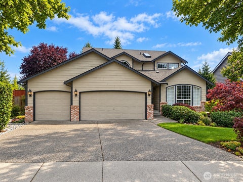 Photo of 5119 Nathan Loop SE, Auburn, WA 98092 (MLS # 2582626)