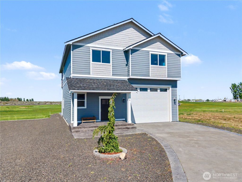 Photo of 8091 SE Desert Sage Court, Othello, WA 99344 (MLS # 2510781)