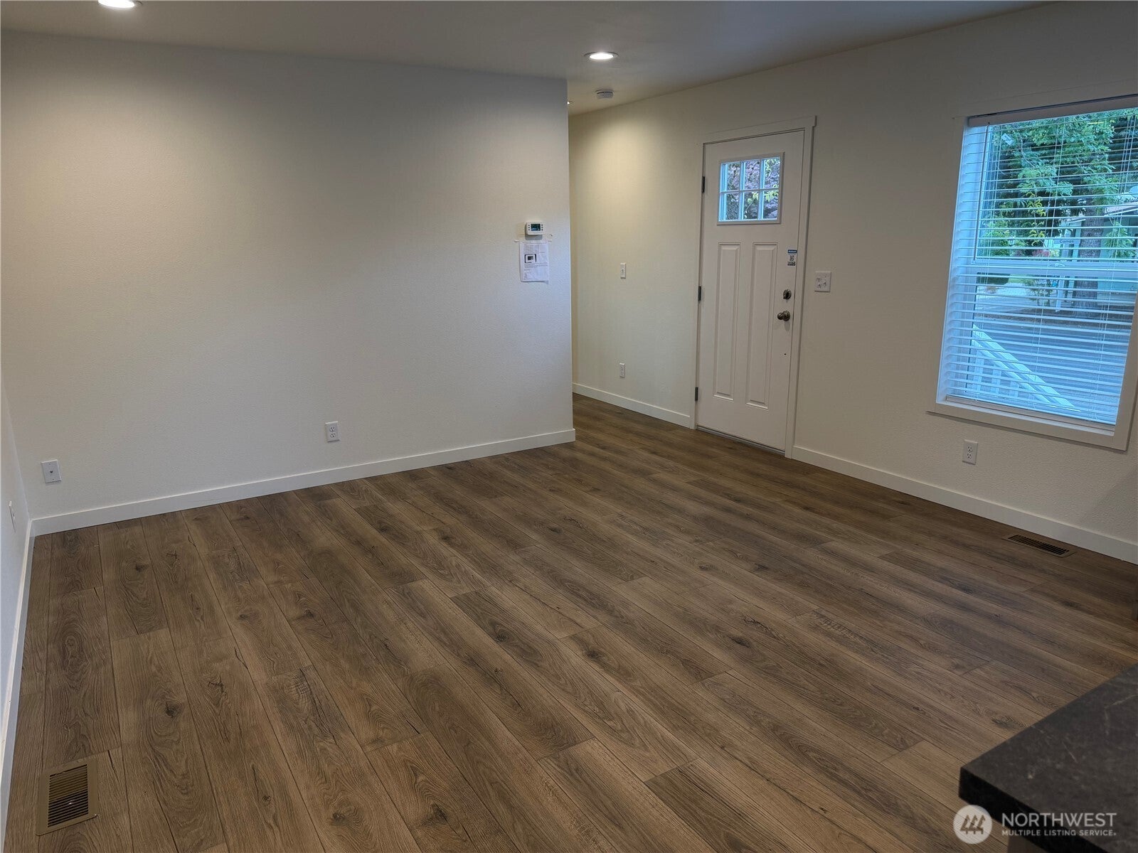 375 Union Avenue SE 8