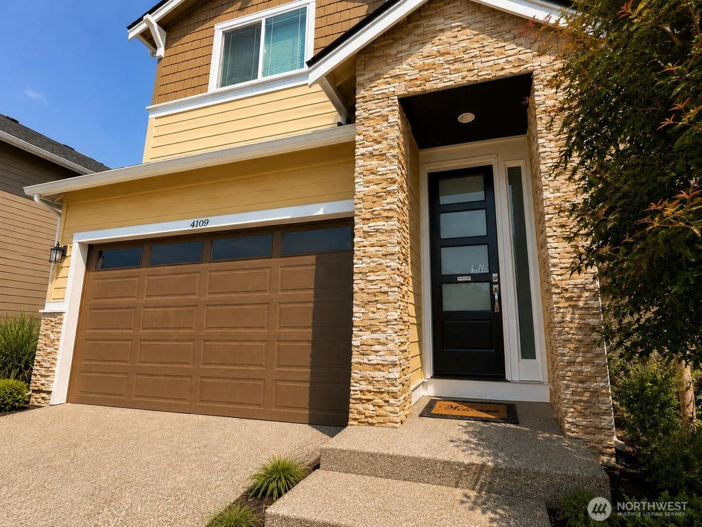 Photo of 4109 172nd Place SE #SE, Bothell, WA 98012 (MLS # 2563866)