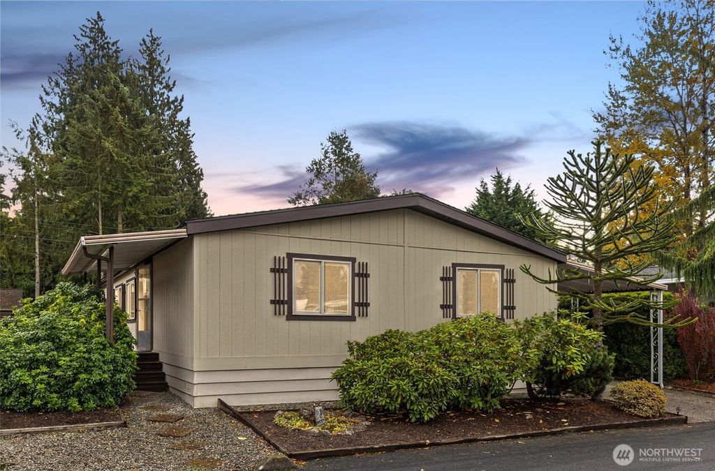 Photo of 620 112th Street SE #23, Everett, WA 98208 (MLS # 2513136)