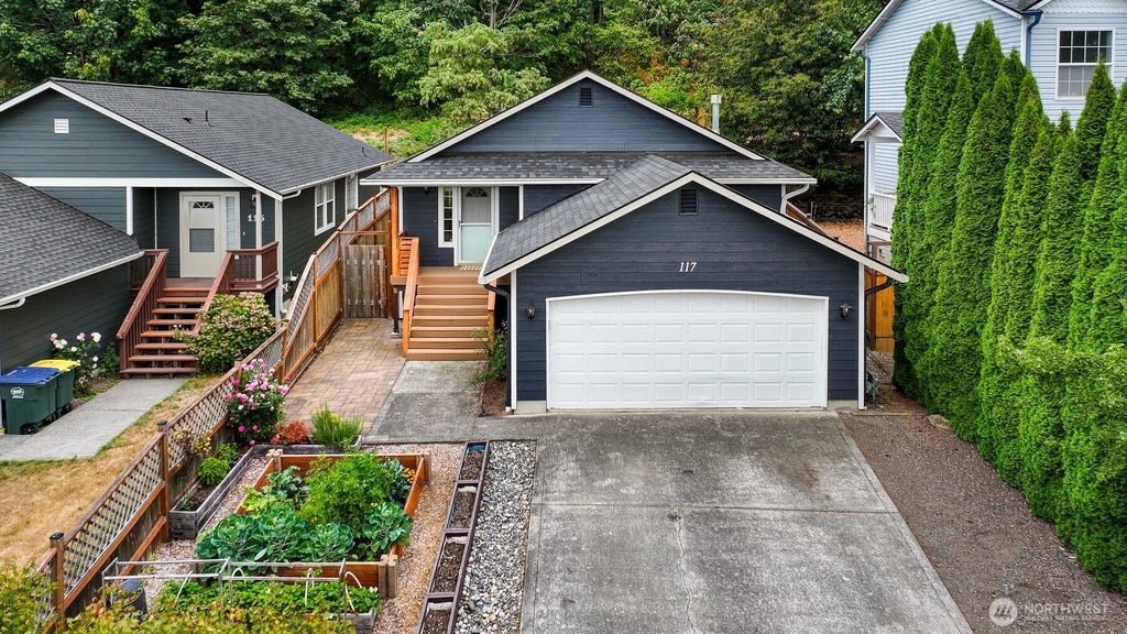 Photo of 117 S 44th Street, Bellingham, WA 98229 (MLS # 2575075)