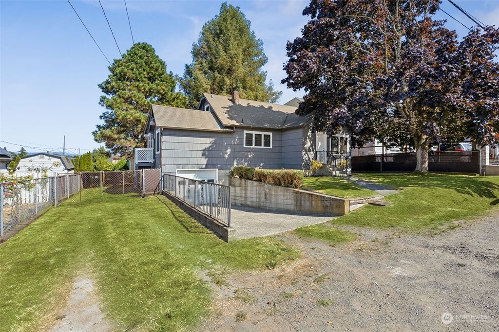Photo of 12012 21st Avenue S, Seattle, WA 98168 (MLS # 2274356)