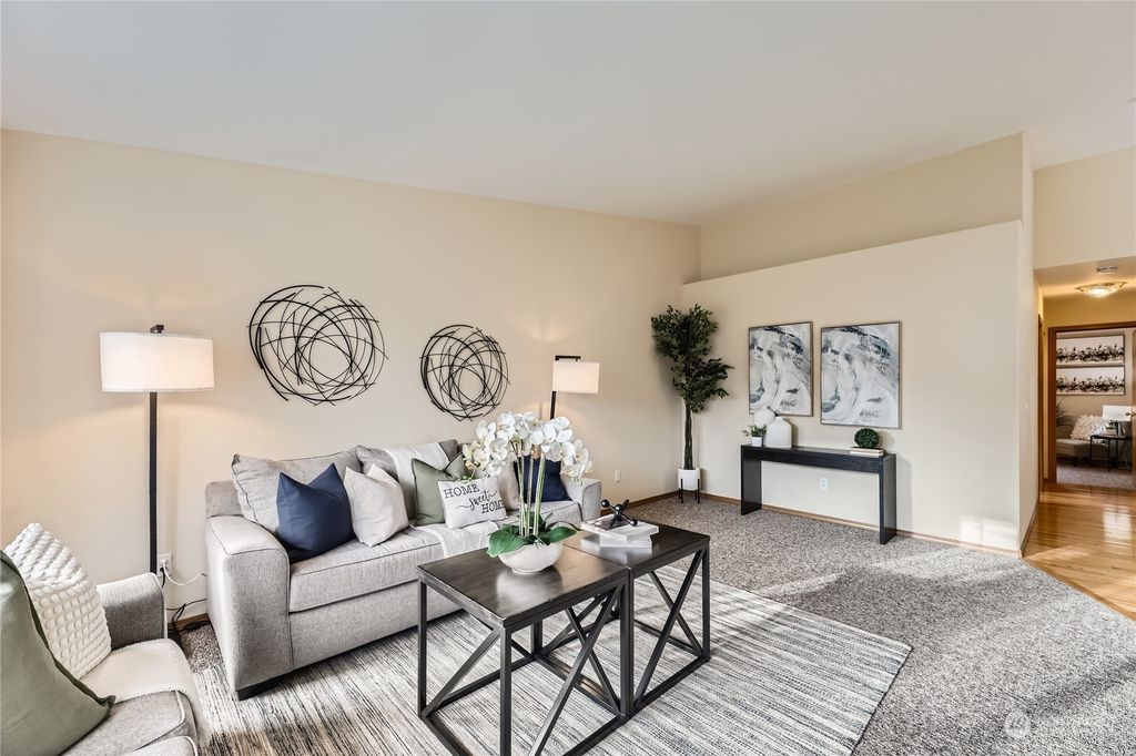Photo of 413 60th Street SE, Everett, WA 98203 (MLS # 2319113)