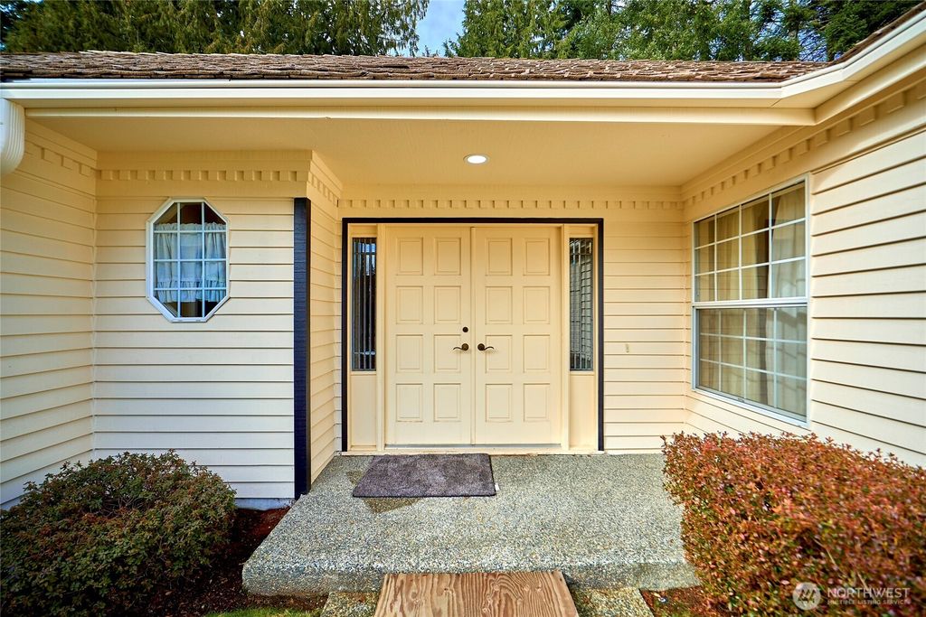 Photo of 1516 148th Place SE, Mill Creek, WA 98012 (MLS # 2356637)