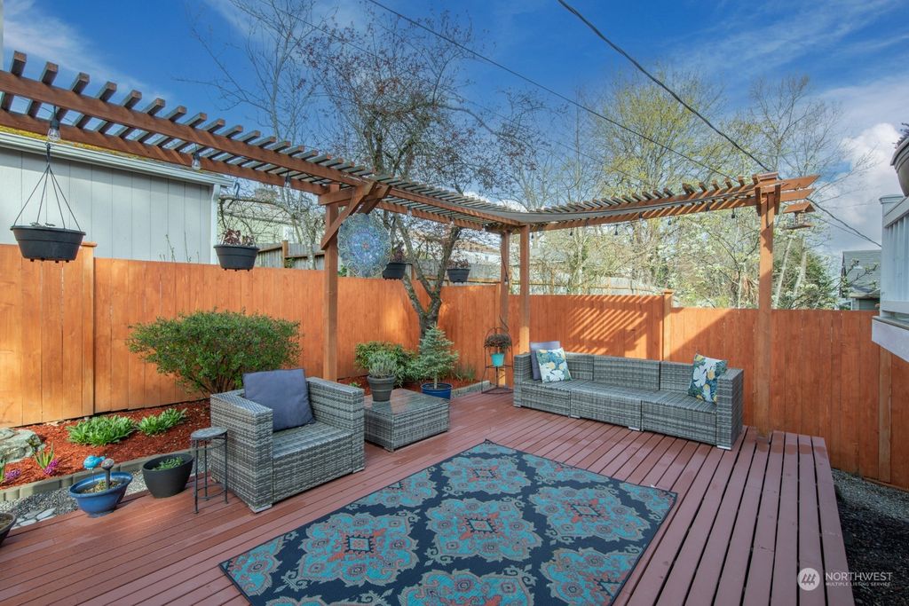 Photo of 5125 47th Avenue S, Seattle, WA 98118 (MLS # 2217749)