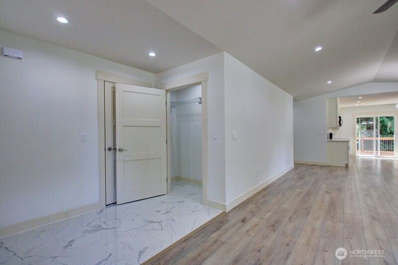 7911 Apache Drive