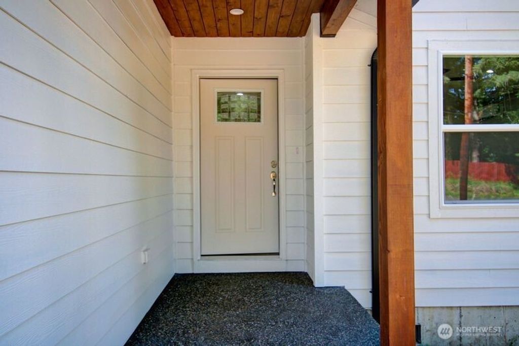 Photo of 7911 Apache Drive, Maple Falls, WA 98266 (MLS # 2557277)