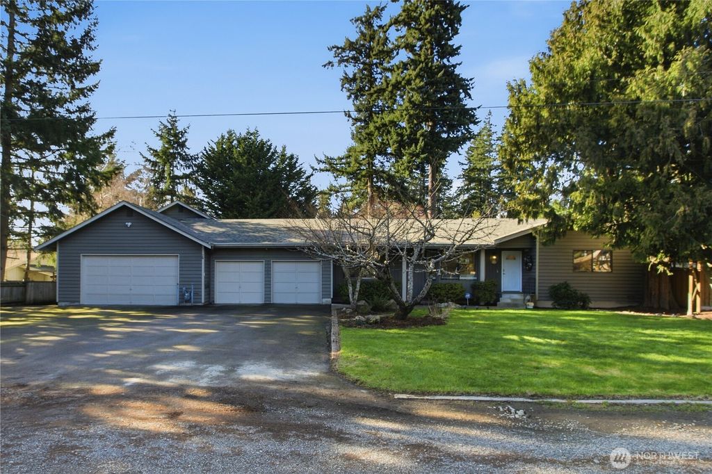 Photo of 37205 35th Ave Ave S, Auburn, WA 98001 (MLS # 2477399)