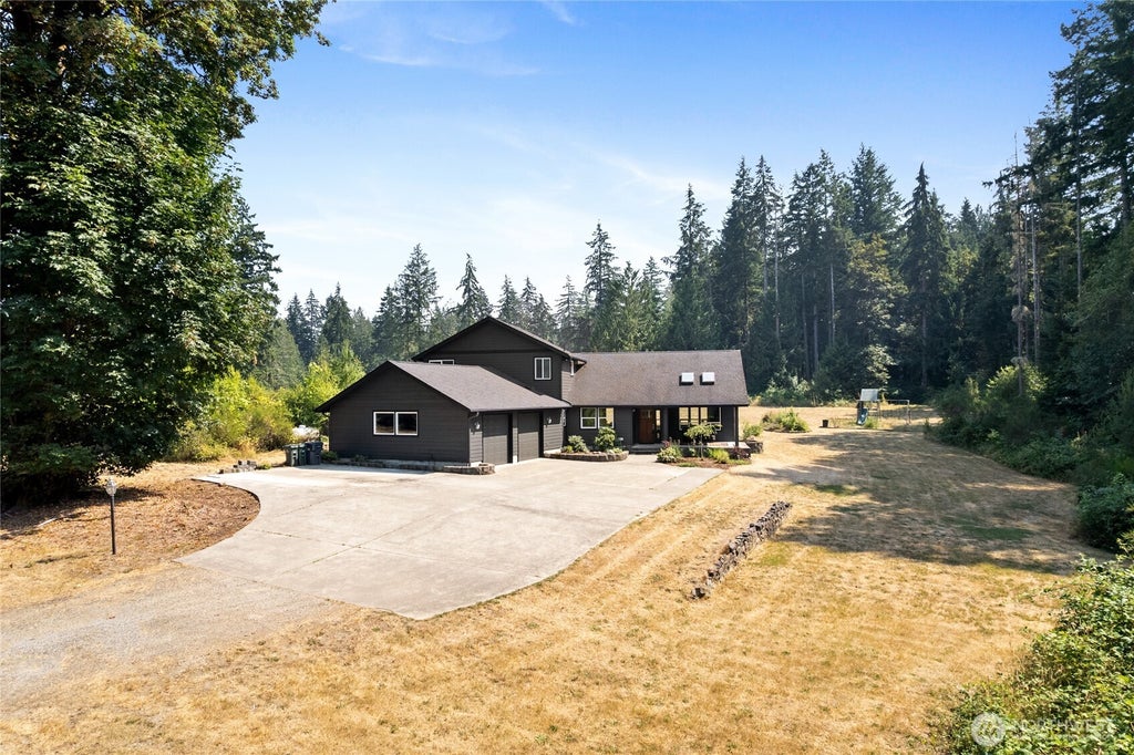 Photo of 12406 110th Street NW, Gig Harbor, WA 98329 (MLS # 2564531)