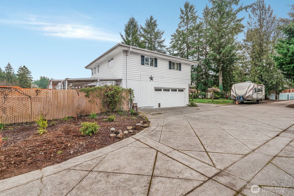Photo of 2917 Sawall Avenue, Centralia, WA 98531 (MLS # 2476565)