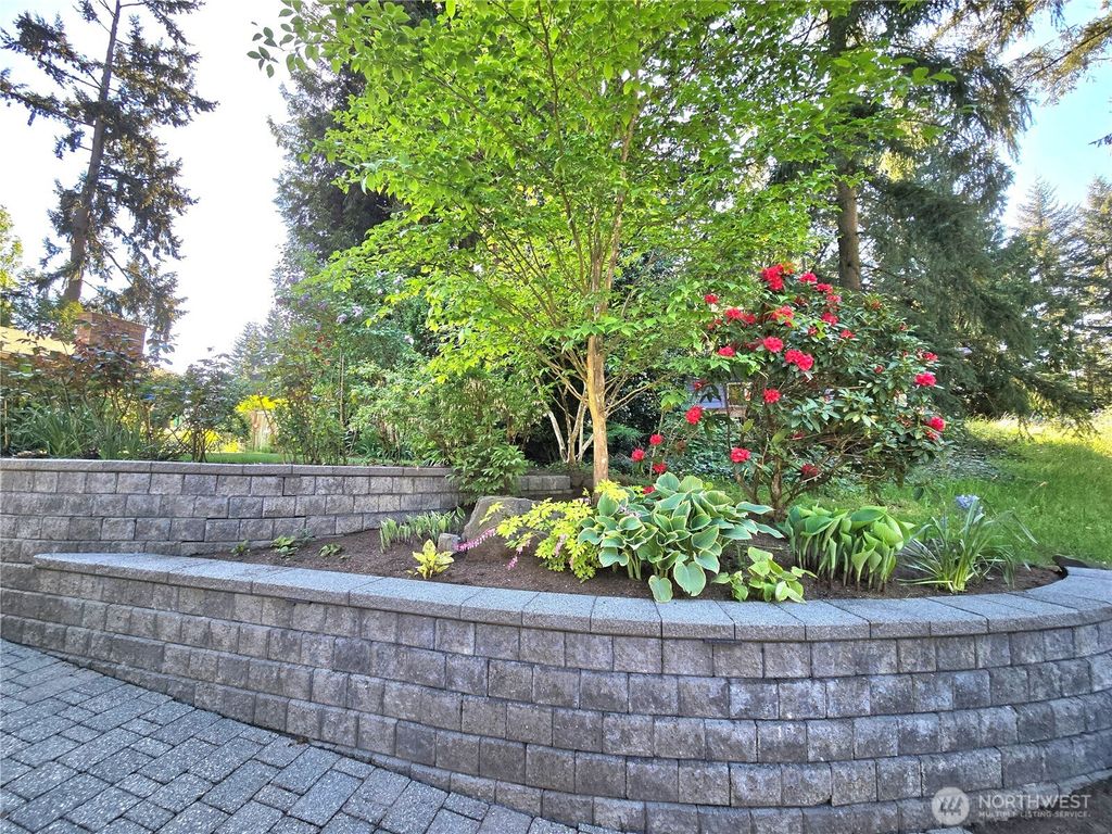Photo of 313 NE 191 Street, Shoreline, WA 98155 (MLS # 2524122)