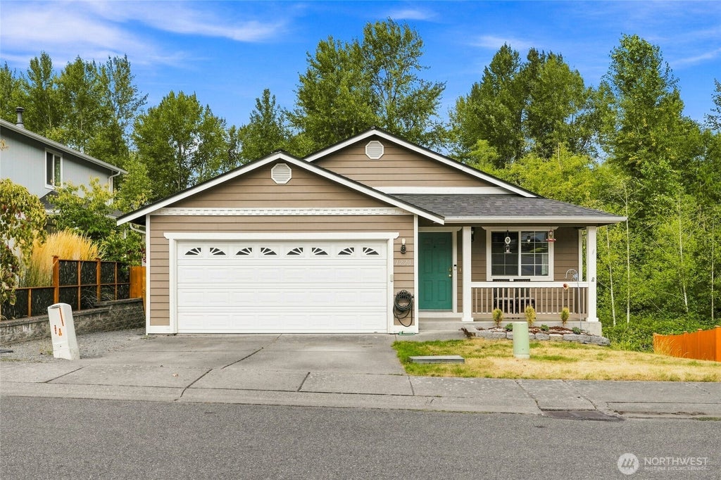 Photo of 1220 N 12th Road, Mount Vernon, WA 98273 (MLS # 2578297)