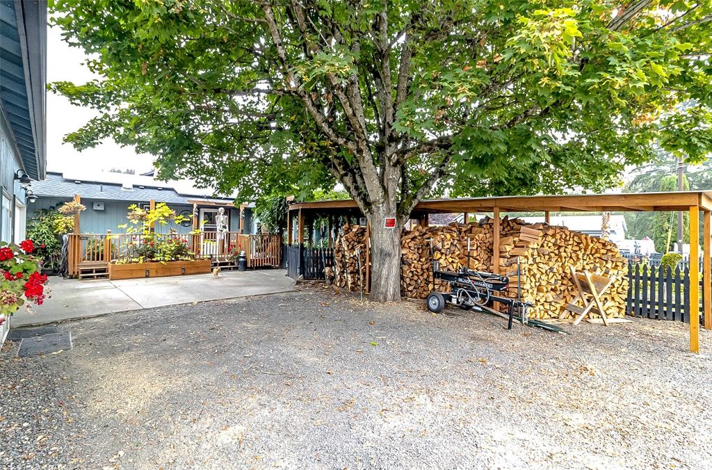 Photo of 6331 98th Place NE, Marysville, WA 98270 (MLS # 2006060)