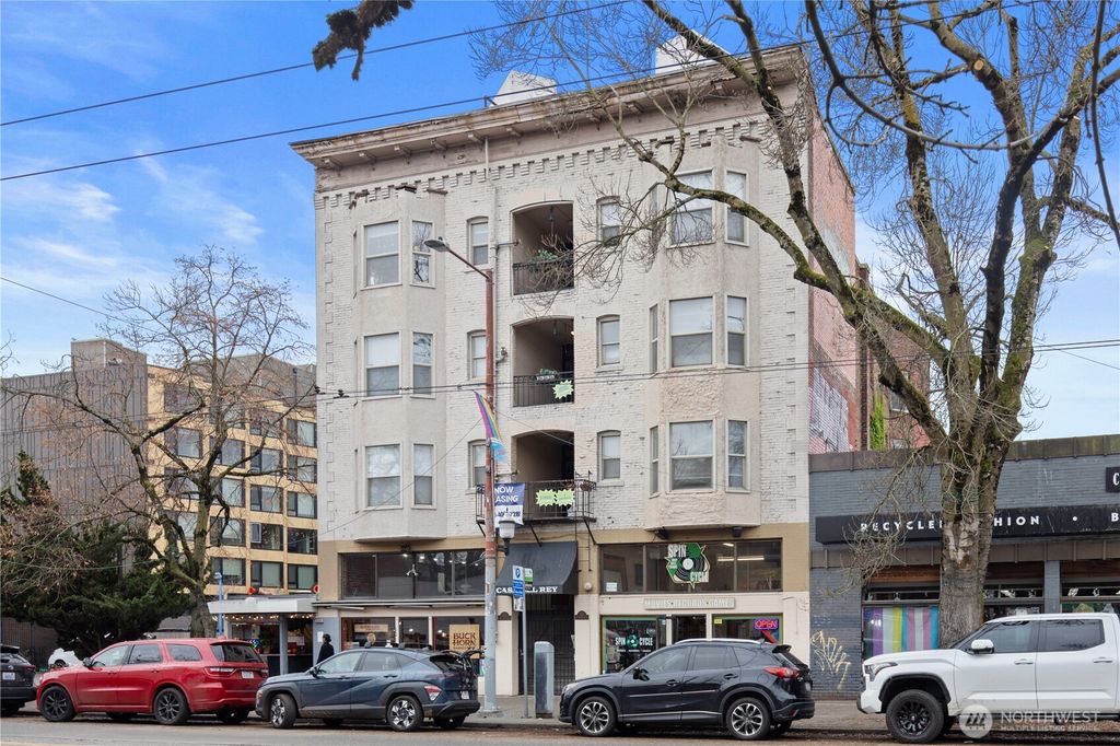 Photo of 321 Broadway E, Seattle, WA 98102 (MLS # 2458589)