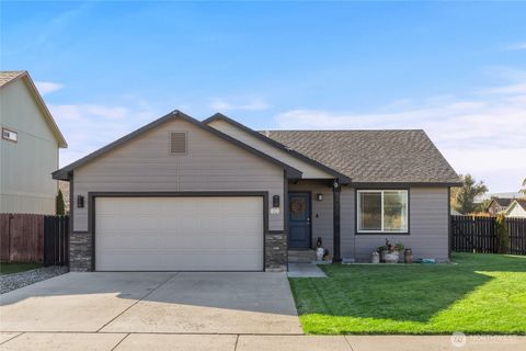 Photo of 400 E 24th Avenue, Ellensburg, WA 98926 (MLS # 2446429)
