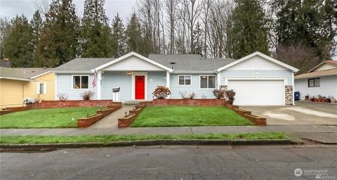 Photo of 1005 28th Street SE #A, Auburn, WA 98002 (MLS # 2457743)