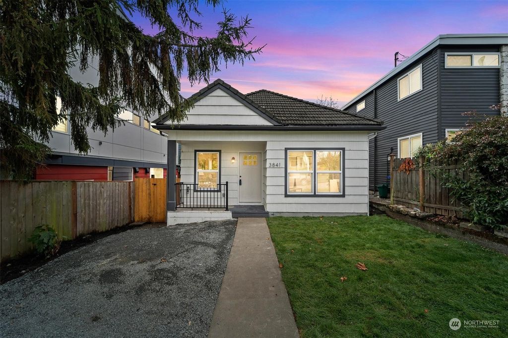 Photo of 3841 Linden Avenue N, Seattle, WA 98103 (MLS # 2173231)