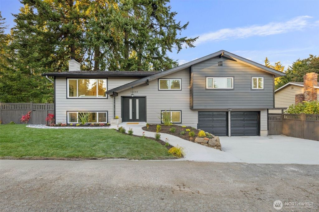 Photo of 16044 Greenwood Avenue N, Shoreline, WA 98133 (MLS # 2443071)