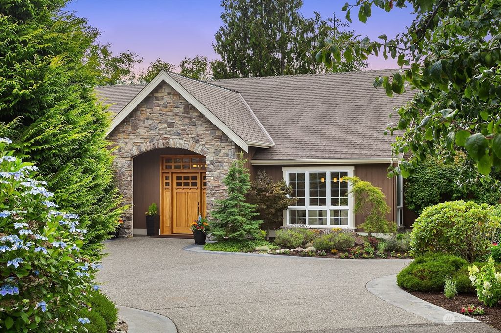 Photo of 696 Melody Lane, Edmonds, WA 98020 (MLS # 2135791)