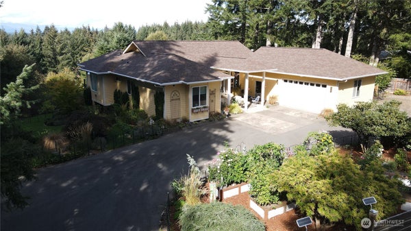 471 E EAGLE RIDGE DR, SHELTON, WA 98584 - Image 8ed48df5ecfeca4bf082c59293c3e3ca/1434555529