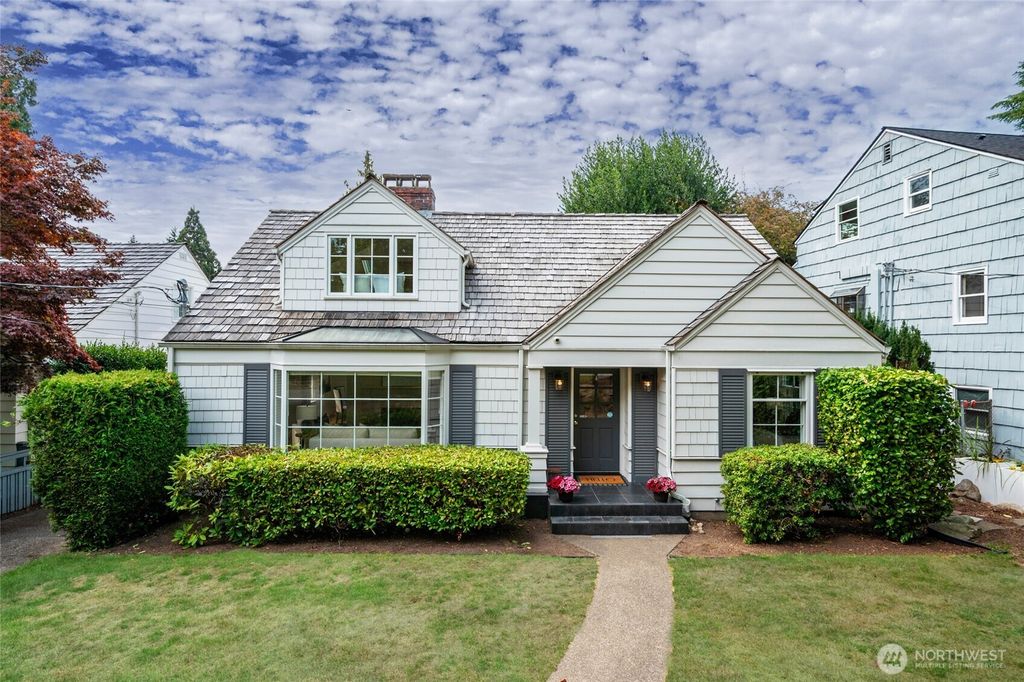 Photo of 3615 43rd Avenue W, Seattle, WA 98199 (MLS # 2425218)