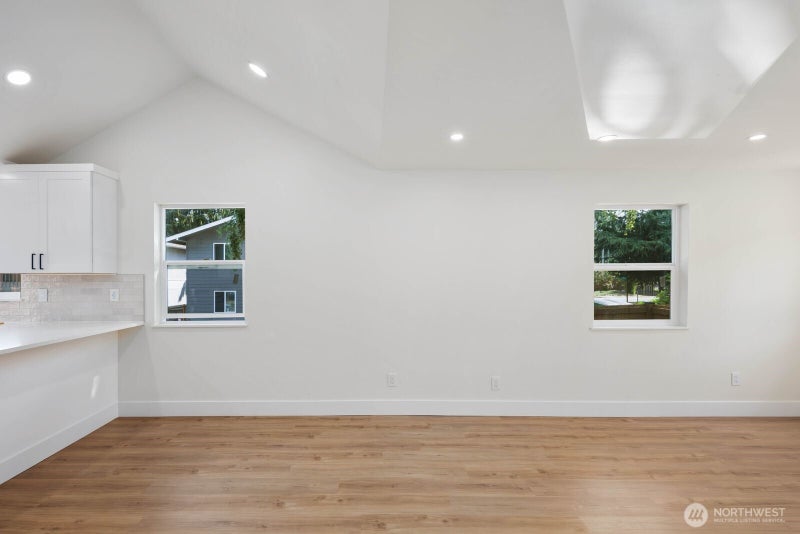 1710 SW 106th Street