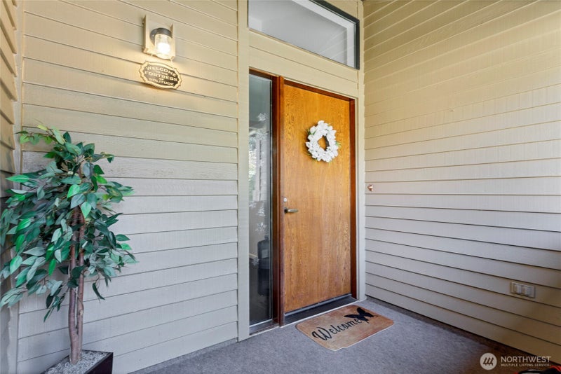 2023 Narrows View Circle NW B213