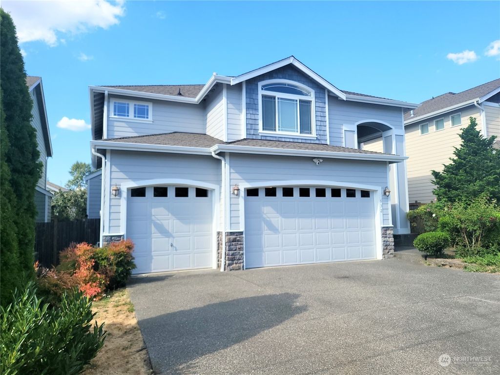 Photo of 632 S 23rd Street, Renton, WA 98055 (MLS # 2144520)