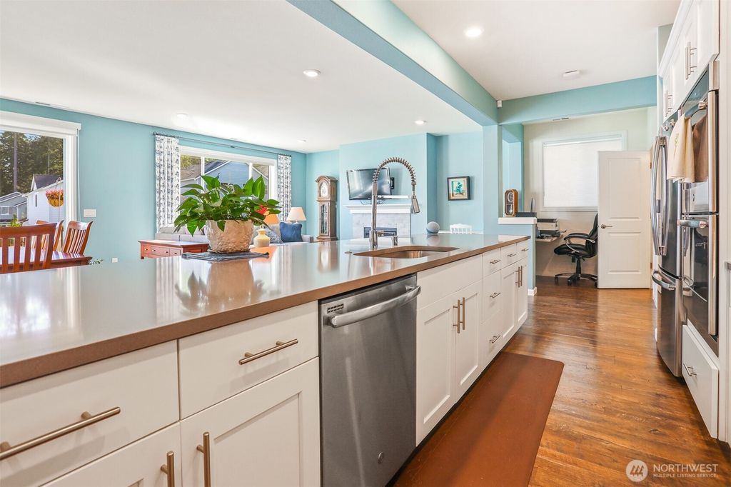 Photo of 130 178th Street SE, Bothell, WA 98012 (MLS # 2442011)