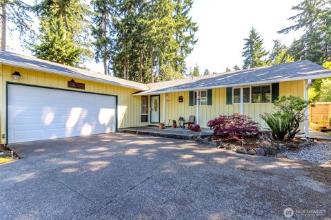 Photo of 30208 27th Avenue S, Federal Way, WA 98003 (MLS # 2553753)