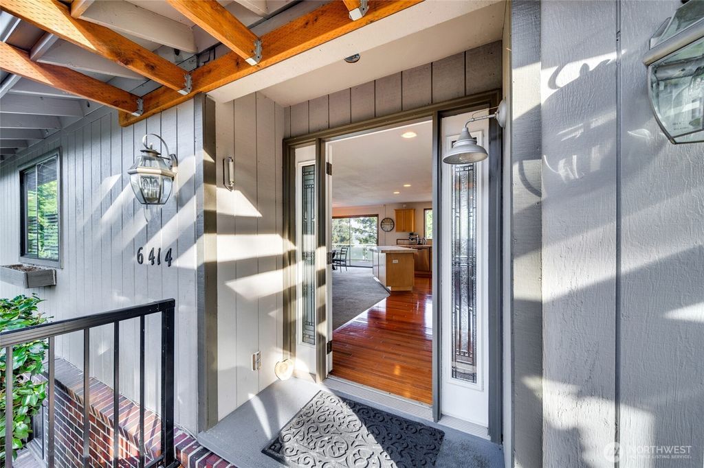 listing image 9366230609481377103