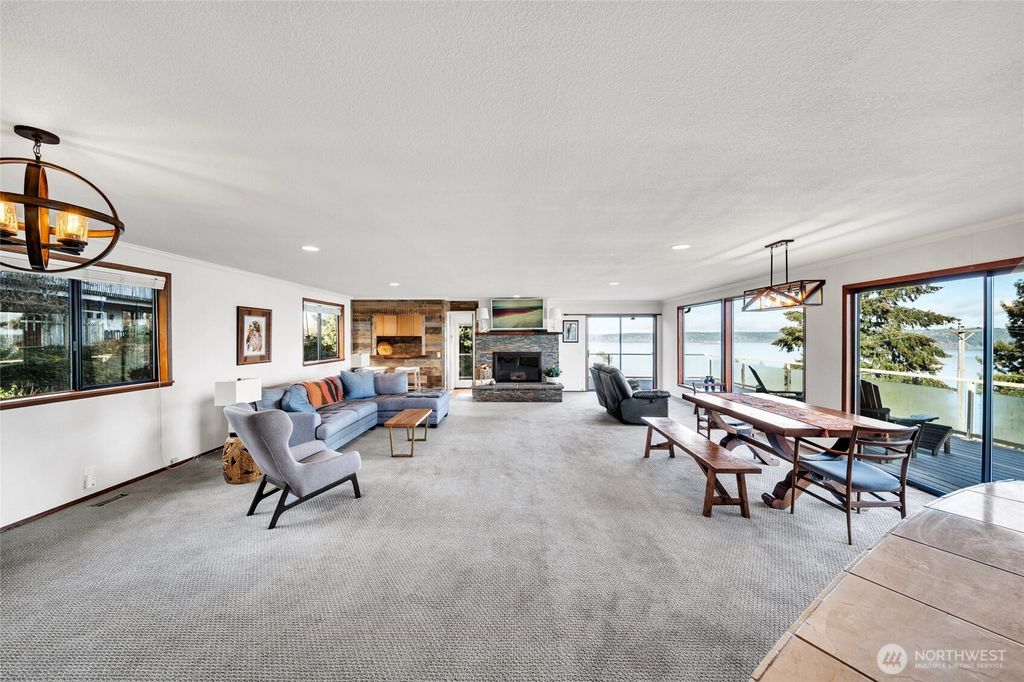 listing image 9362083215220969745