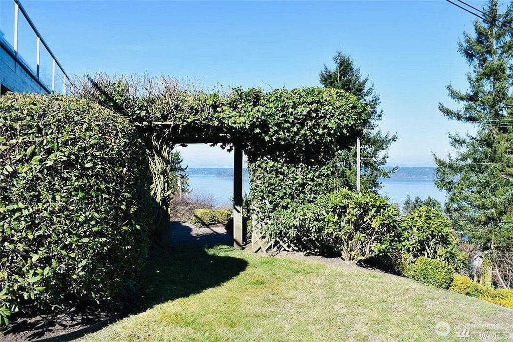 listing image 9365654904045209552