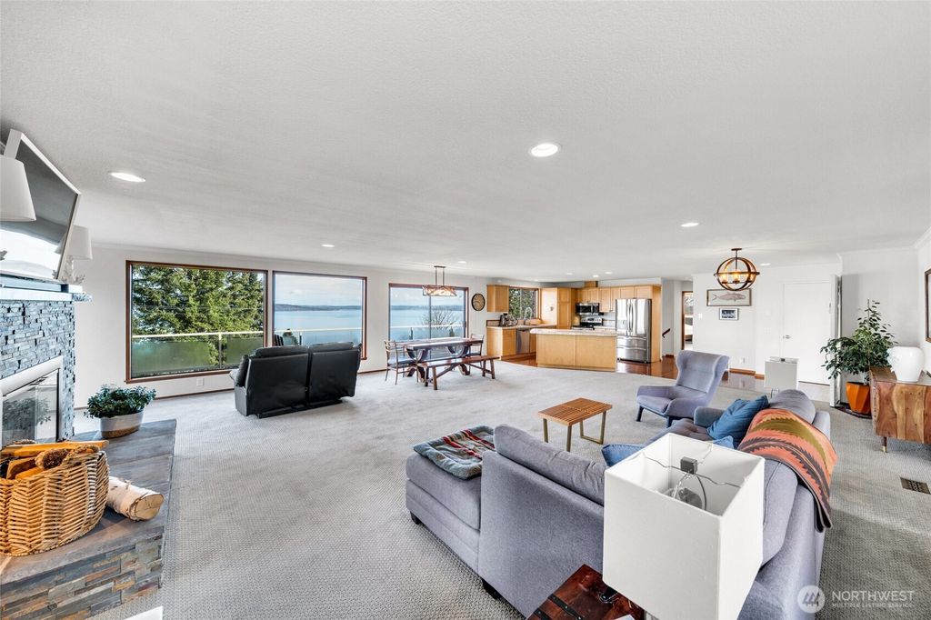 listing image 9360353625511530681