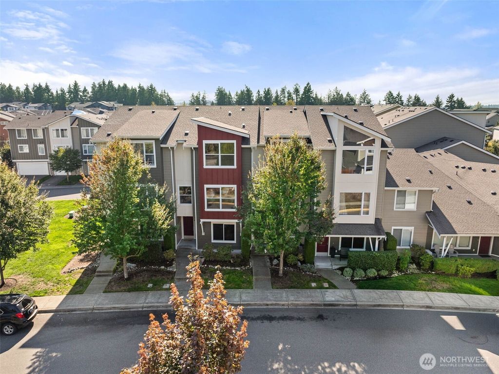 Photo of 17408 118th Avenue Ct E #B, Puyallup, WA 98374 (MLS # 2441840)