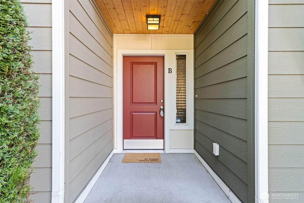 Photo of 17408 118th Avenue Ct E #B, Puyallup, WA 98374 (MLS # 2441840)