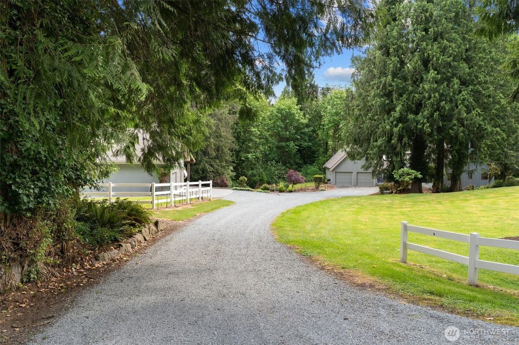 Photo of 14413 139th Avenue SE, Snohomish, WA 98290 (MLS # 2373801)