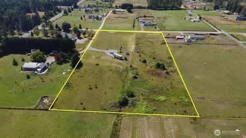 86 Nicki Lane Sequim WA 98382