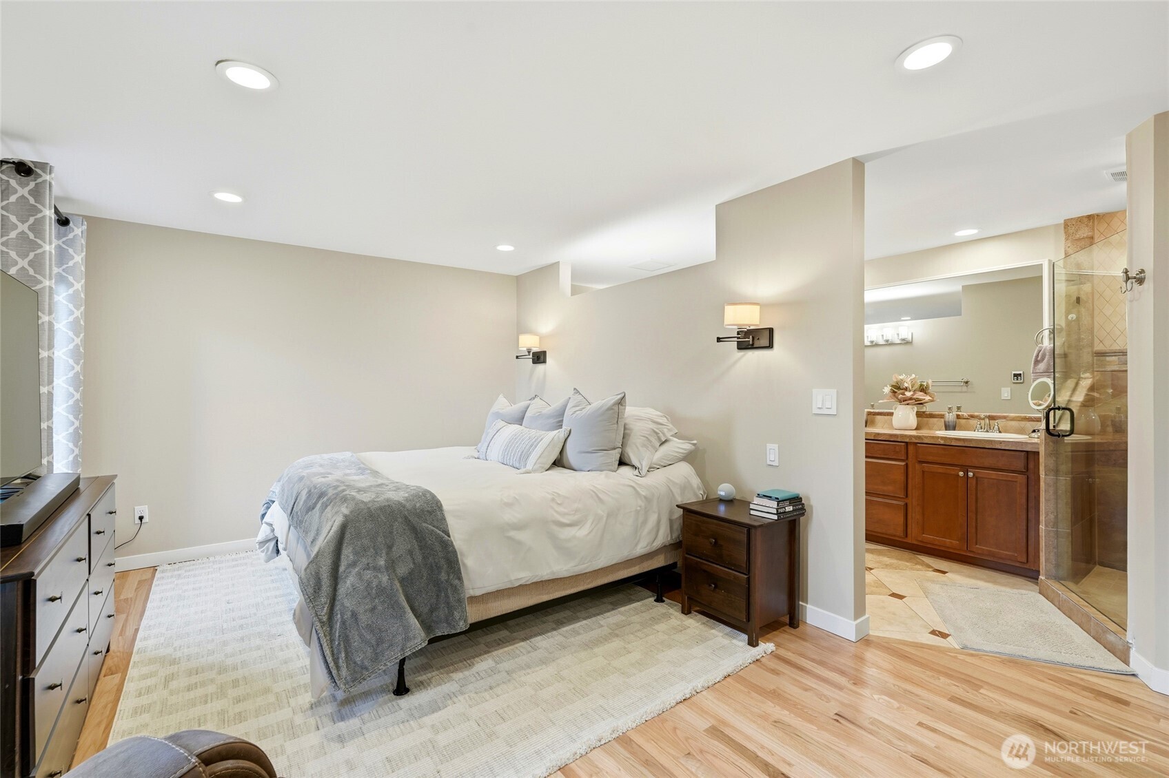 32130 27th Avenue SW