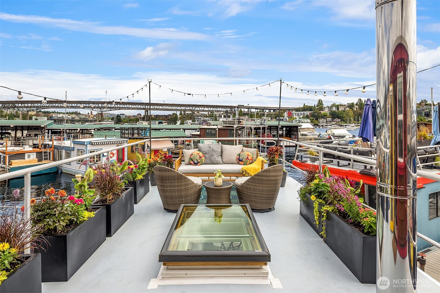 2401 N Northlake Way F-5