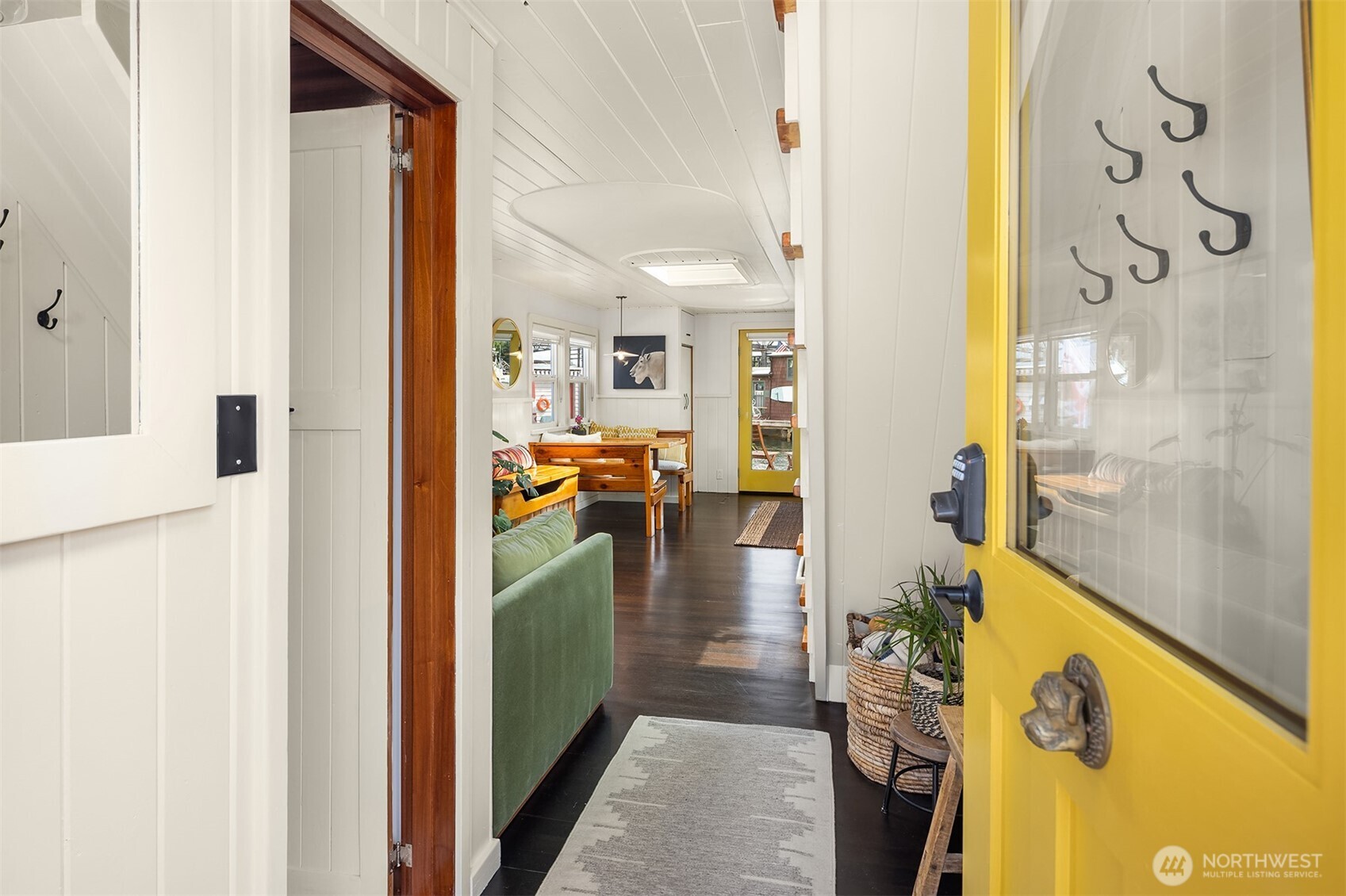 2401 N Northlake Way F-5