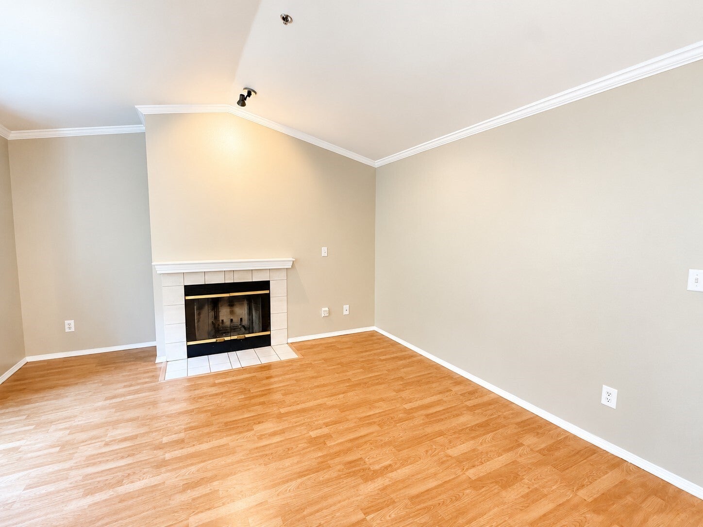 19418 Bothell Way NE A302